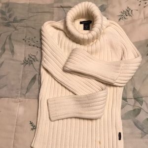 Abercrombie & Fitch Ivory Sweater